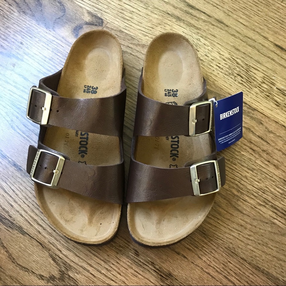 Arizona Birkenstocks in Graceful Toffee